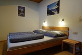 Doppelbettzimmer mit Dusche/WC