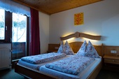 Doppelbettzimmer/Badezimmer/extra WC/Balkon