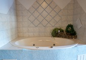 Whirlbadewanne